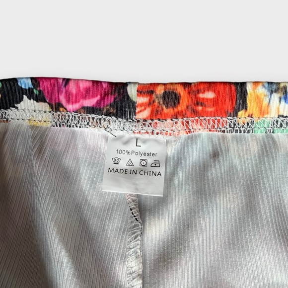 Retro floral biker shorts size large vintage looking - Picture 3 of 7